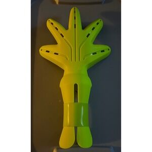 DevaCurl DevaFuser Universal Hair Dryer Diffuser Attachment Hand Shape